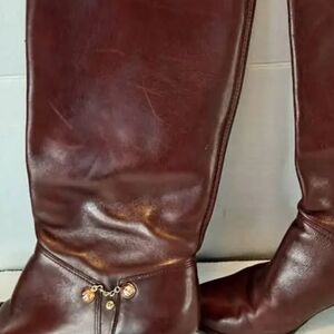 Vintage Etienne Aigner Elegant Brown Leather Women's Boots